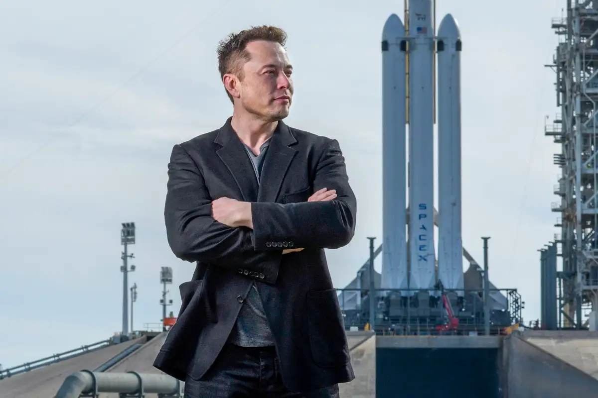 Elon Musk Pemilik X Twitter dan CEO Tesla